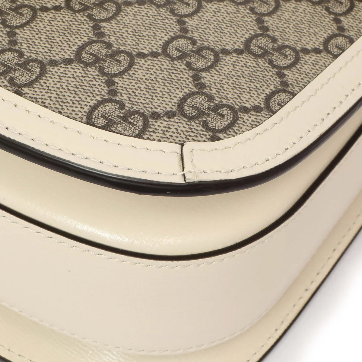 Gucci Horsebit 1955 Soft Medium Shoulder Bag - Beige
