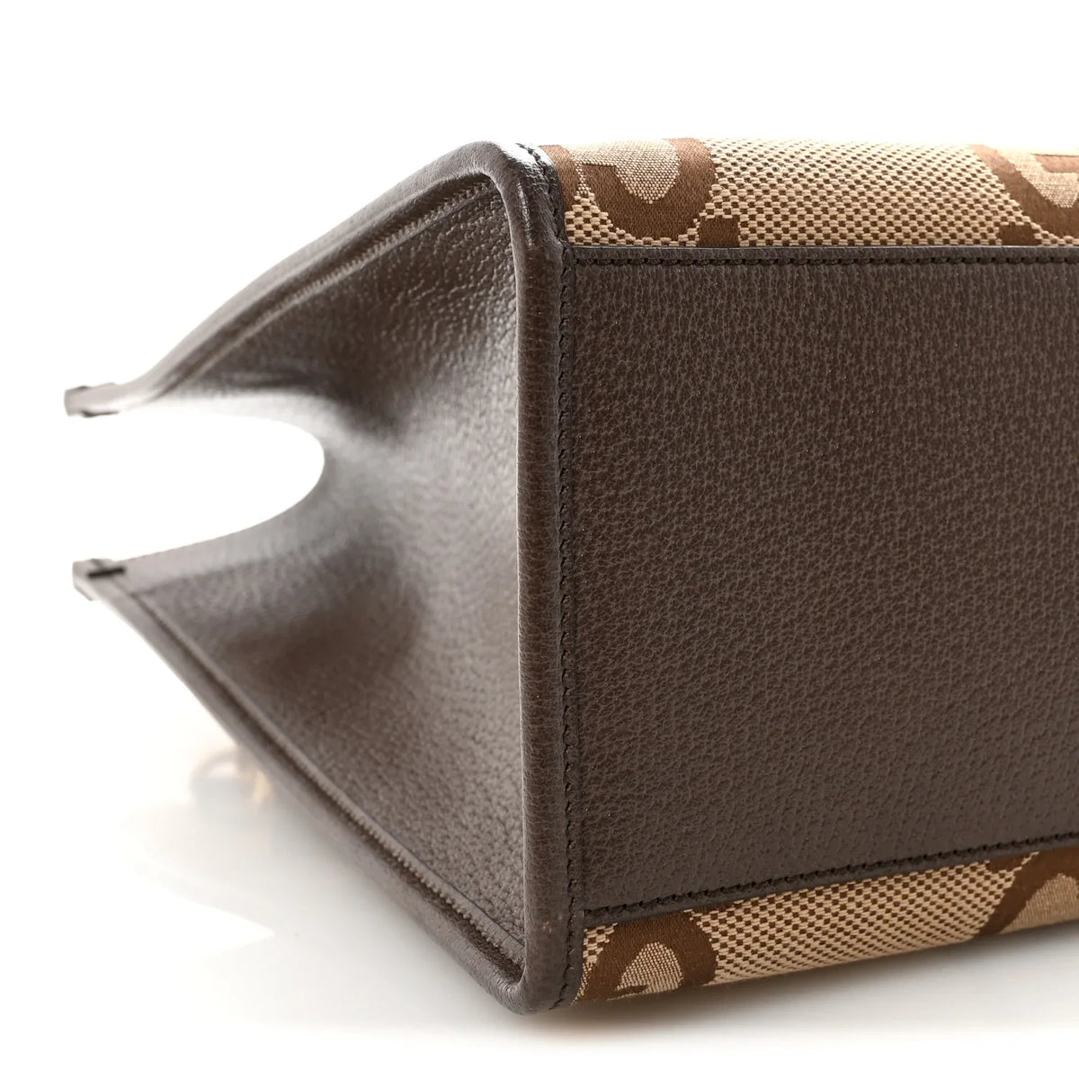Gucci GG Textured Tote Bag – Beige