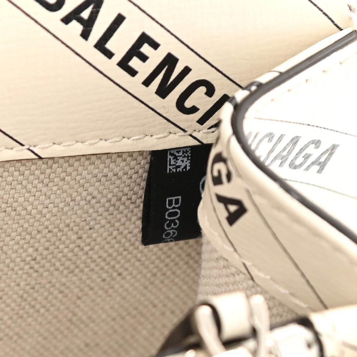 Gucci X Balenciaga Calfskin Small Shoulder Bag – White