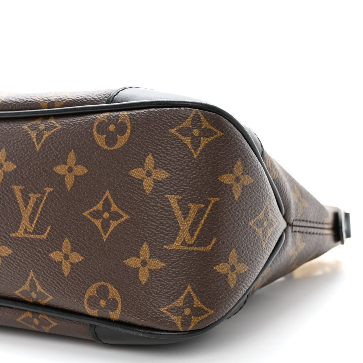 Louis Vuitton Boulogne NM Shoulder Bag - Black