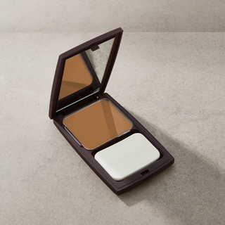 Vasanti Face Base Oil-Free Powder Foundation - V6 Tanned to Medium Deep