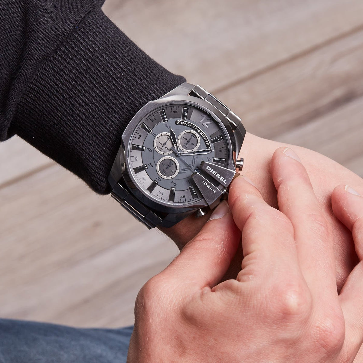 Diesel Mega Chief Chronograph Grey Dial Grey Steel Strap Watch for Men - DZ4282