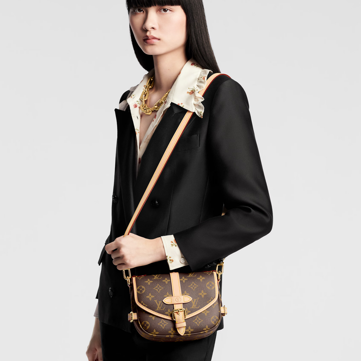 Louis Vuitton Saumur BB Handbag - Brown