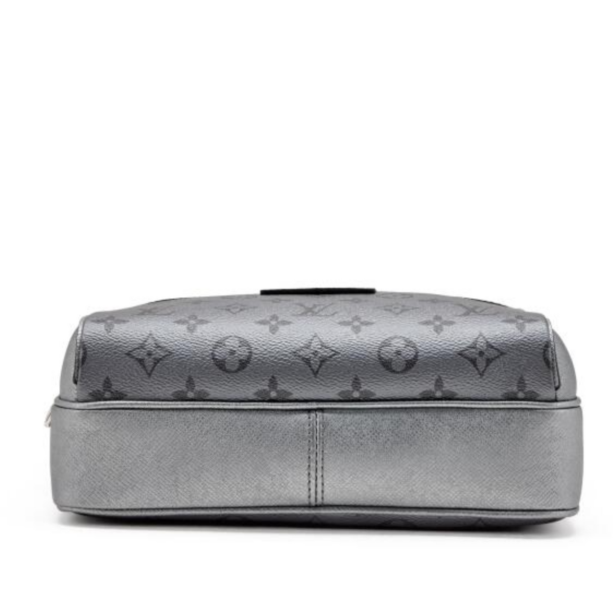 Louis Vuitton Taigarama Outdoor Messenger Shoulder Bag - Silver