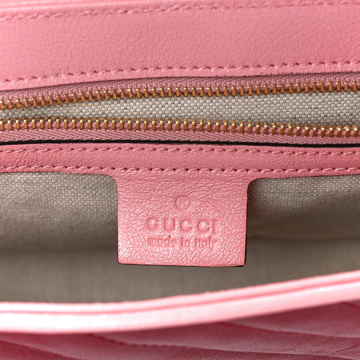 Gucci GG Marmont Small Shoulder Bag - Maroon