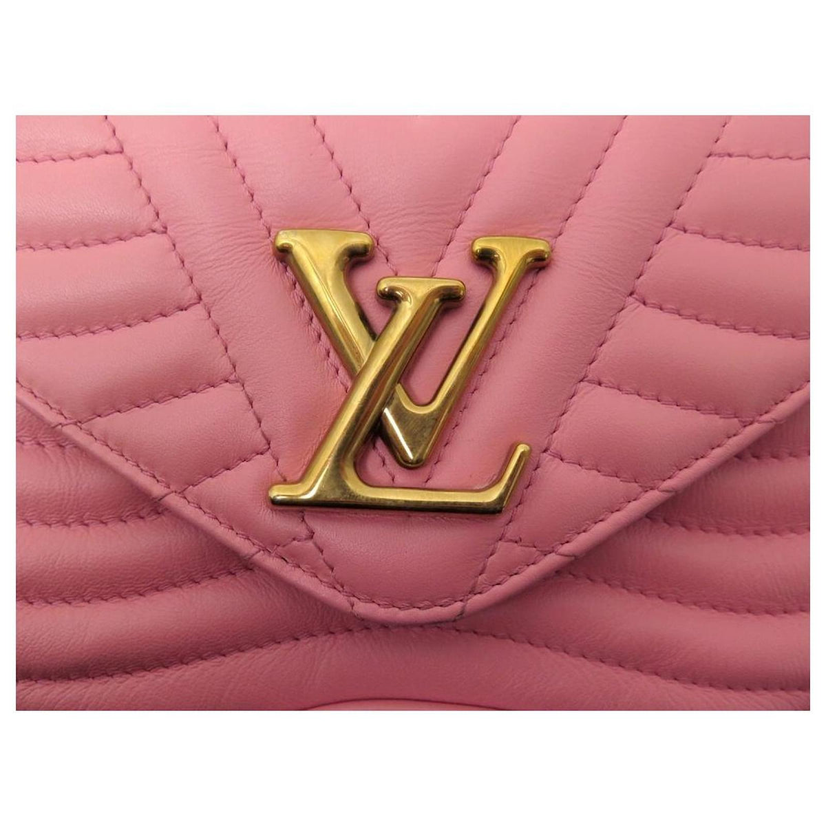 Louis Vuitton New Wave Chain Bandouliere Crossbody Bag - Pink