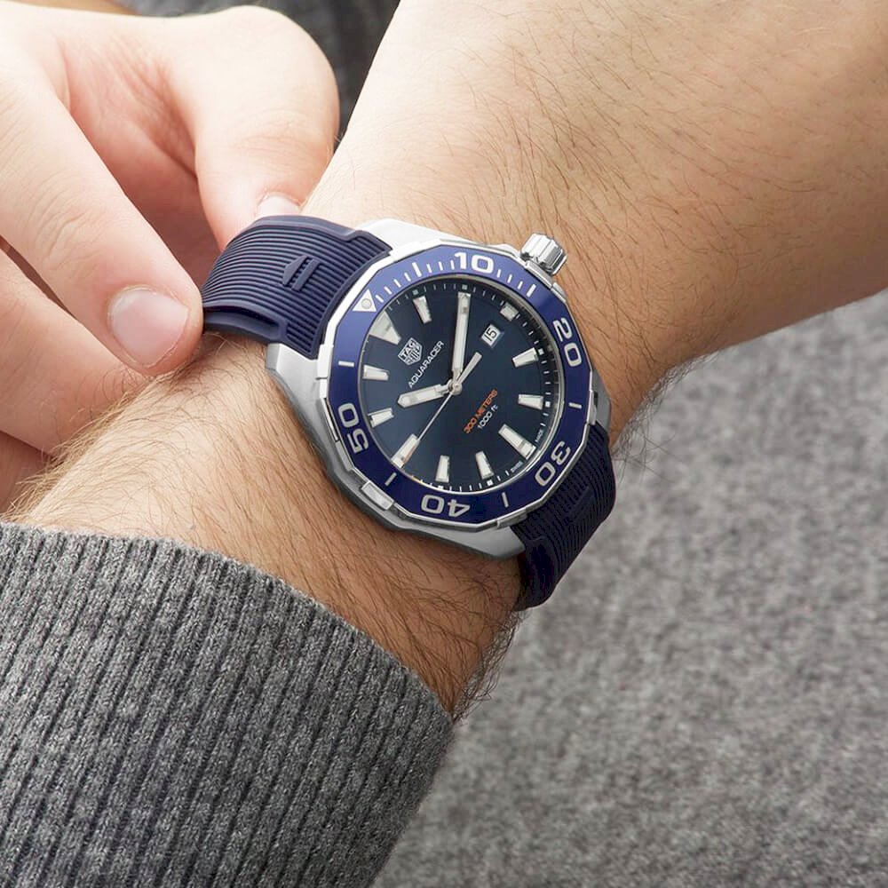 Tag Heuer Aquaracer Quartz Blue Dial Blue Rubber Strap Watch for Men - WAY101C.FC6153