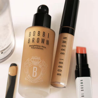 Bobbi Brown Weightless Skin Foundation SPF 15 -  Alabaster (C-004)