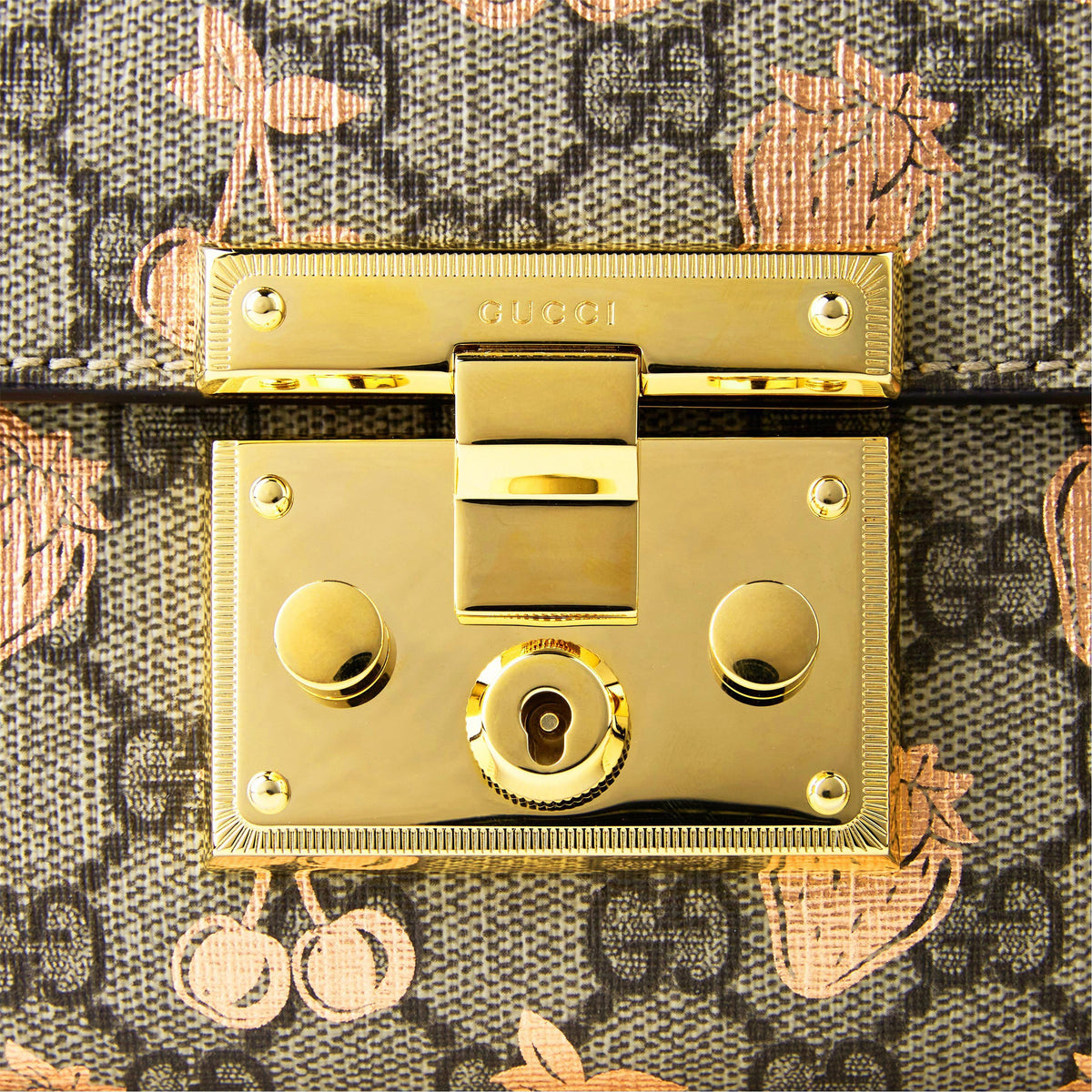 Gucci Padlock Berry Shoulder Bag – Beige