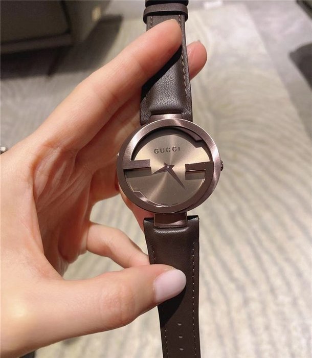 Gucci Interlocking Iconic Brown Dial Brown Leather Strap Watch For Women - YA133207