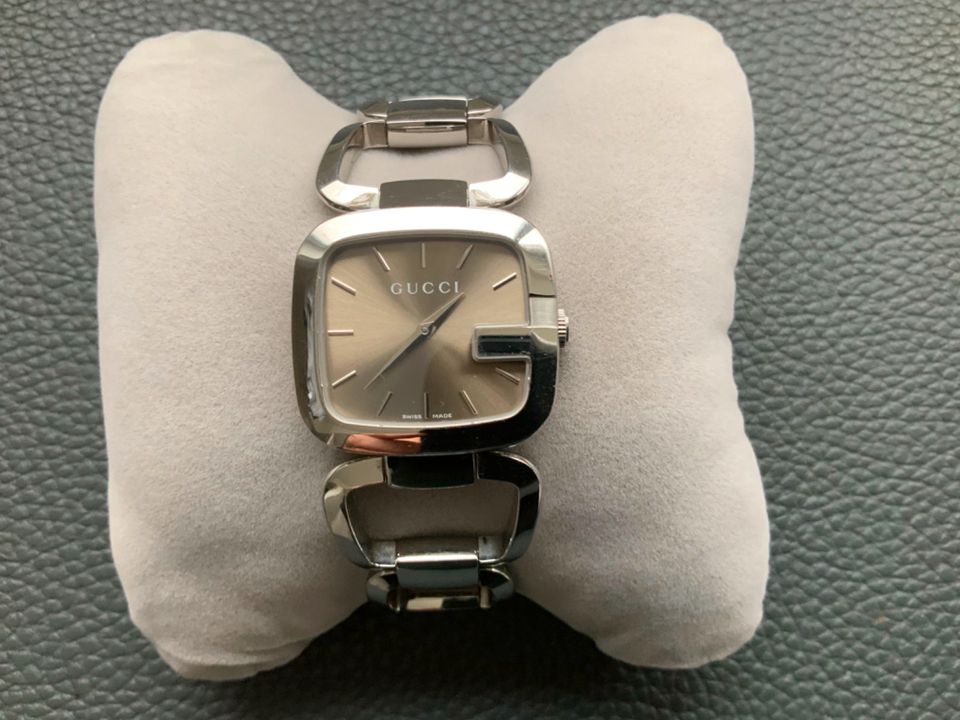 Gucci G Brown Square Brown Dial Silver Steel Strap Watch For Women - YA125402