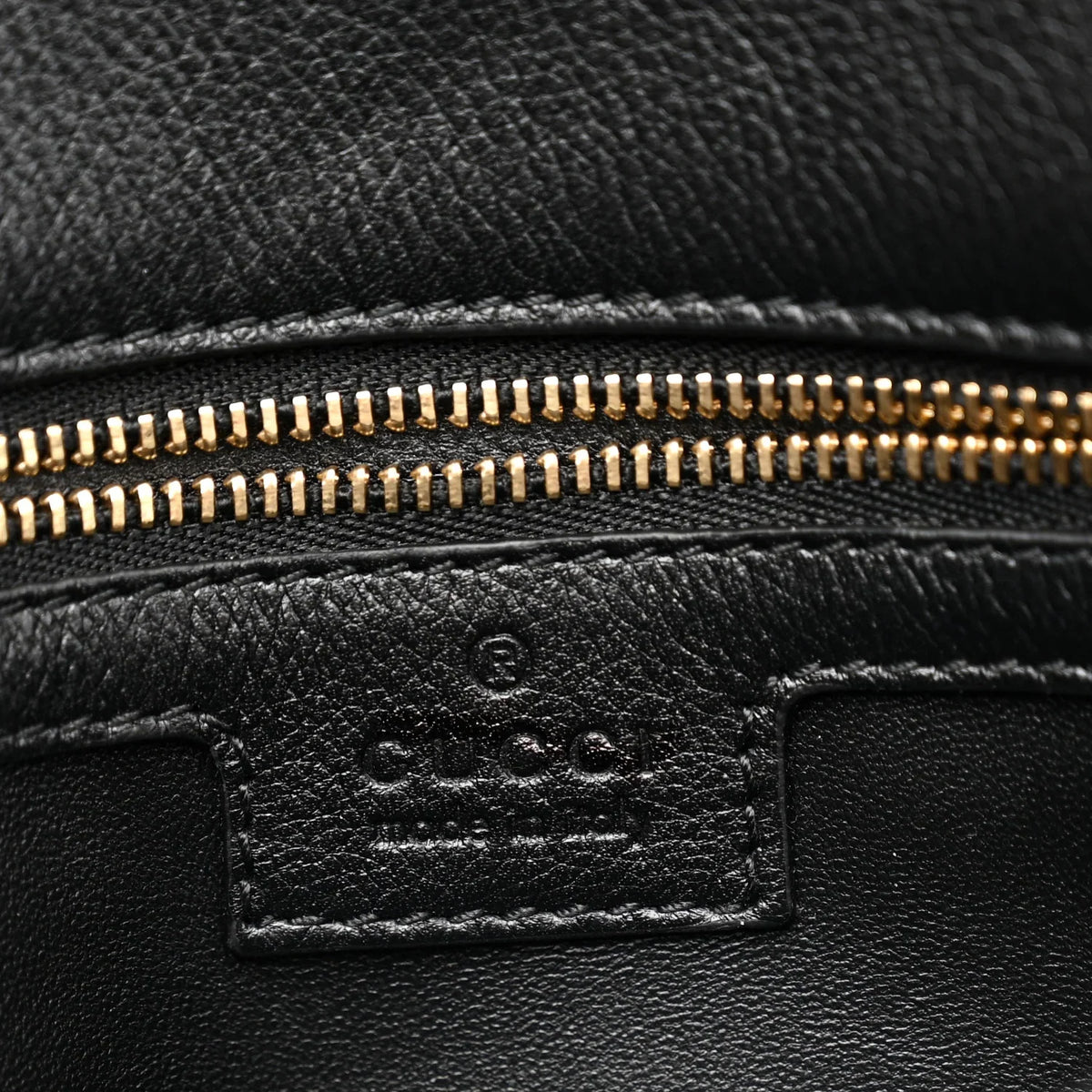 Gucci Blondie Shoulder Bag – Black