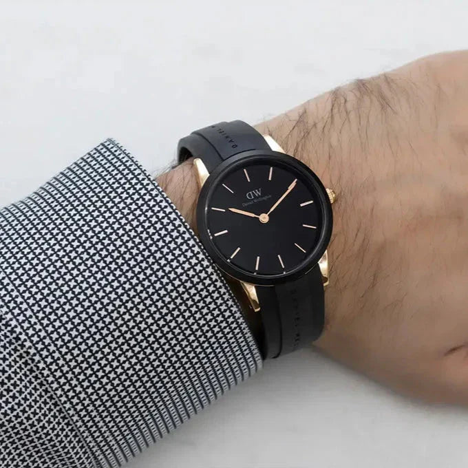 Daniel Wellington Iconic Motion Black Dial Black Rubber Strap Watch For Men - DW00100425