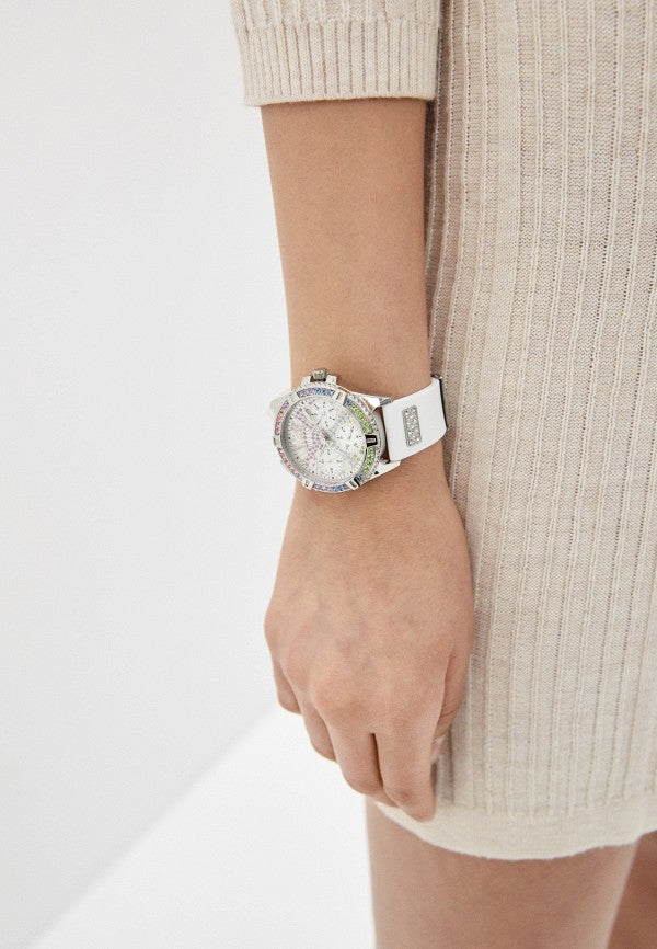 Guess Frontier Diamonds Silver Dial White Rubber Strap Watch for Women - GW0045L1