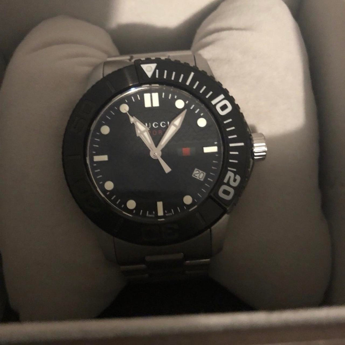 Gucci G Timeless Black Dial Silver Steel Strap Watch For Men - YA126249