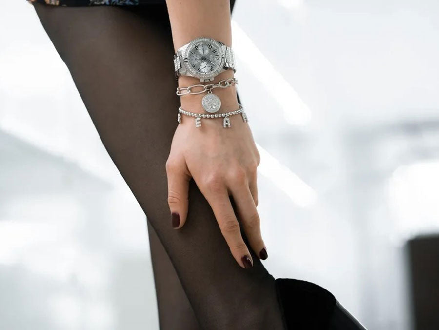 Guess Frontier Diamonds Silver Dial Silver Steel Strap Watch For Women - W1156L1