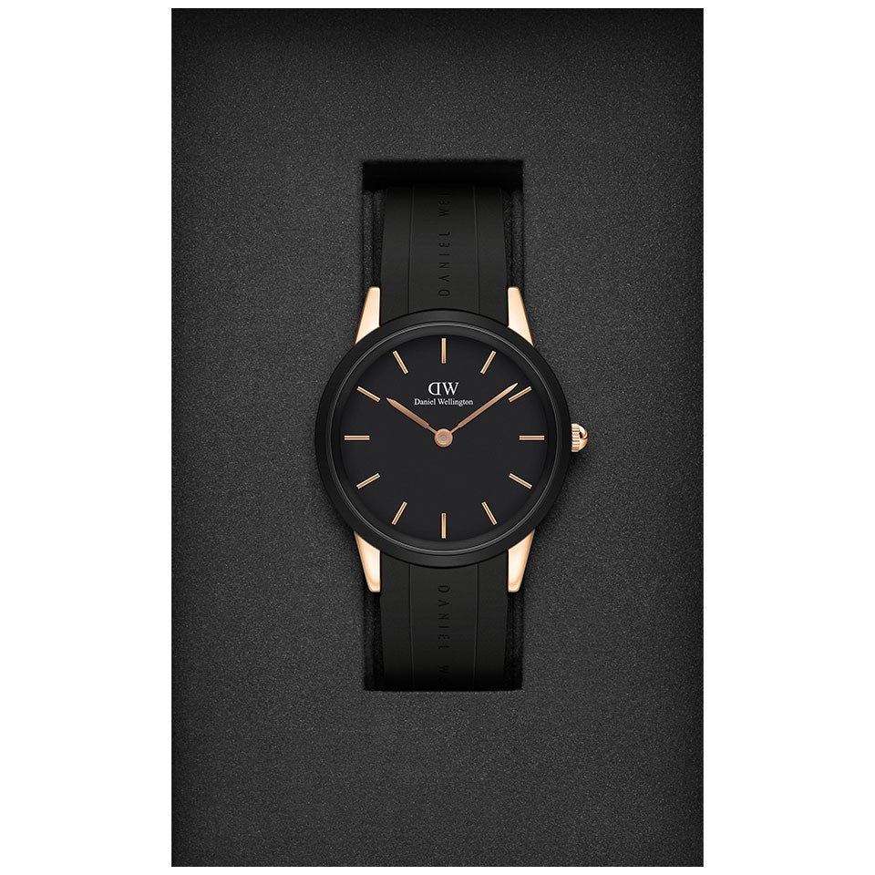 Daniel Wellington Iconic Motion Black Dial Black Rubber Strap Watch For Men - DW00100425