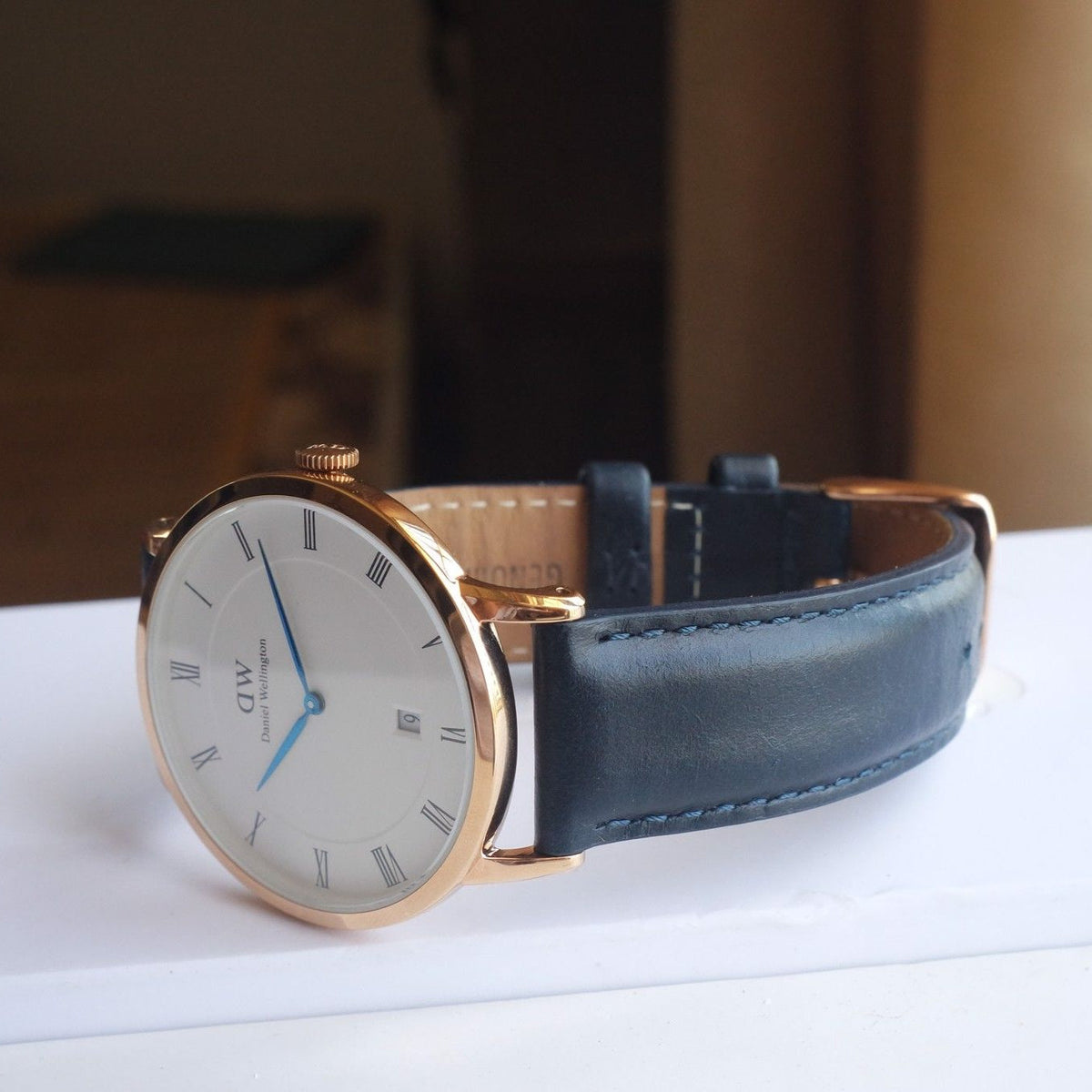 Daniel Wellington Dapper Somerset White Dial Blue Leather Strap Watch For Men - DW00100193