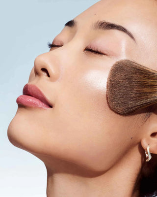Clinique True Highlight Weightless Illuminator - Daylit Bronze