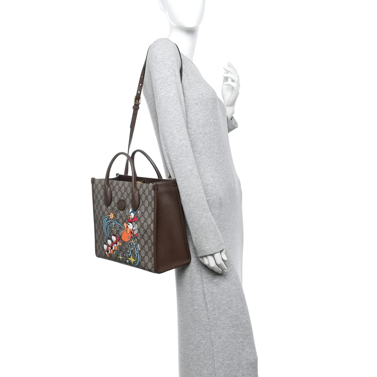Gucci GG Supreme Donald Duck Tote – Beige