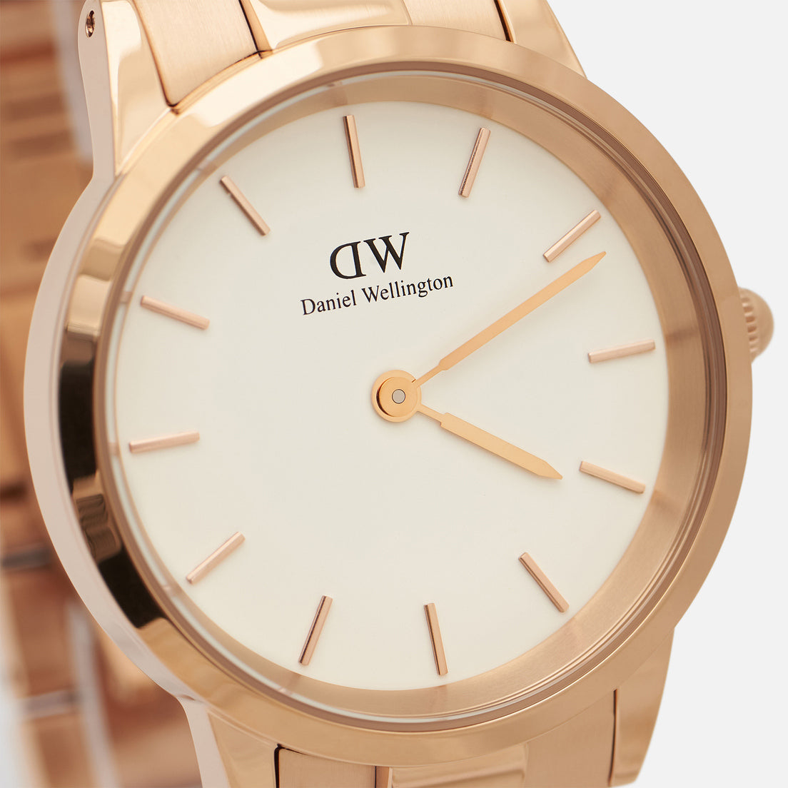 Daniel Wellington Iconic Link White Dial Rose Gold Steel Strap Watch For Women - DW00100209
