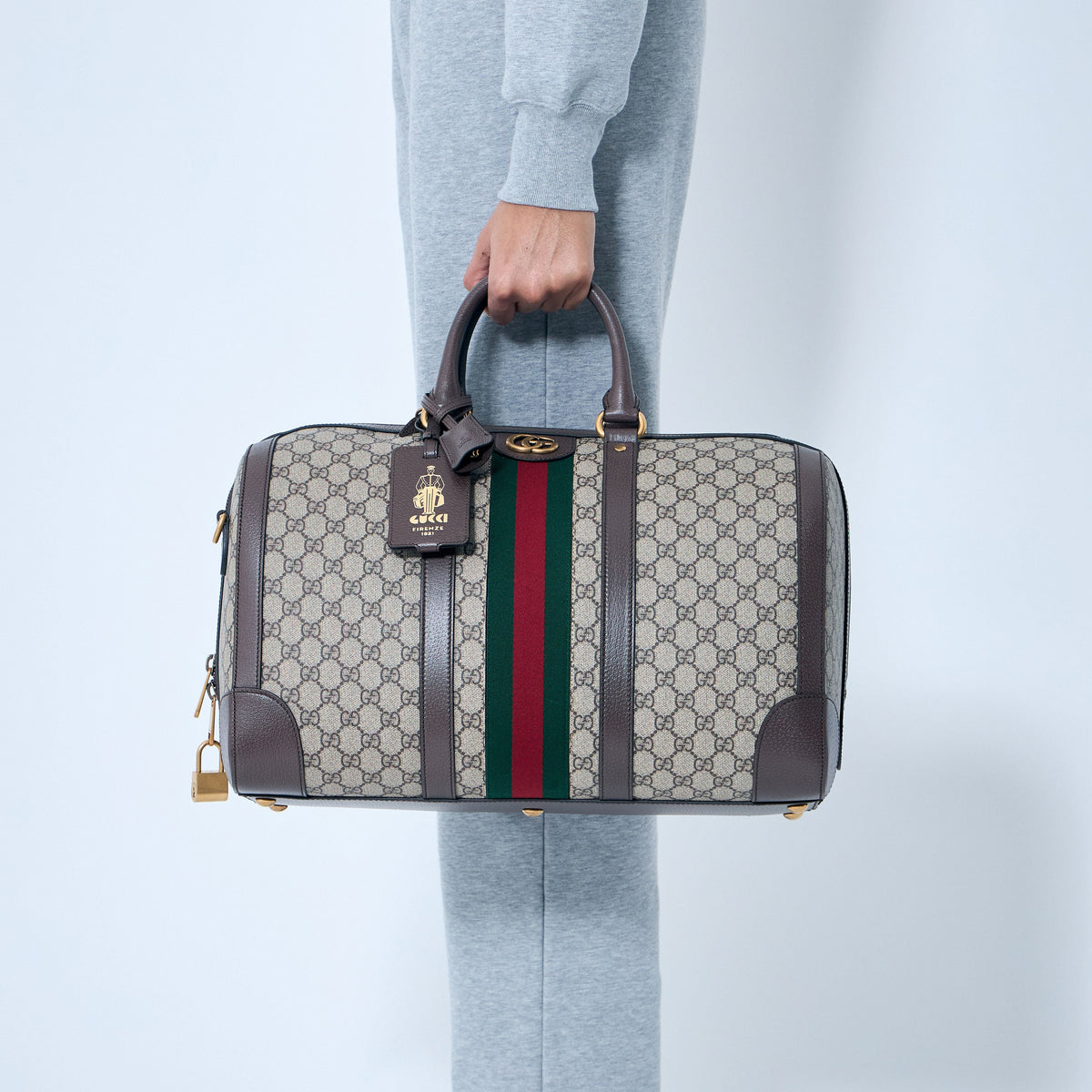 Gucci Savoy Medium Duffle Bag – Beige