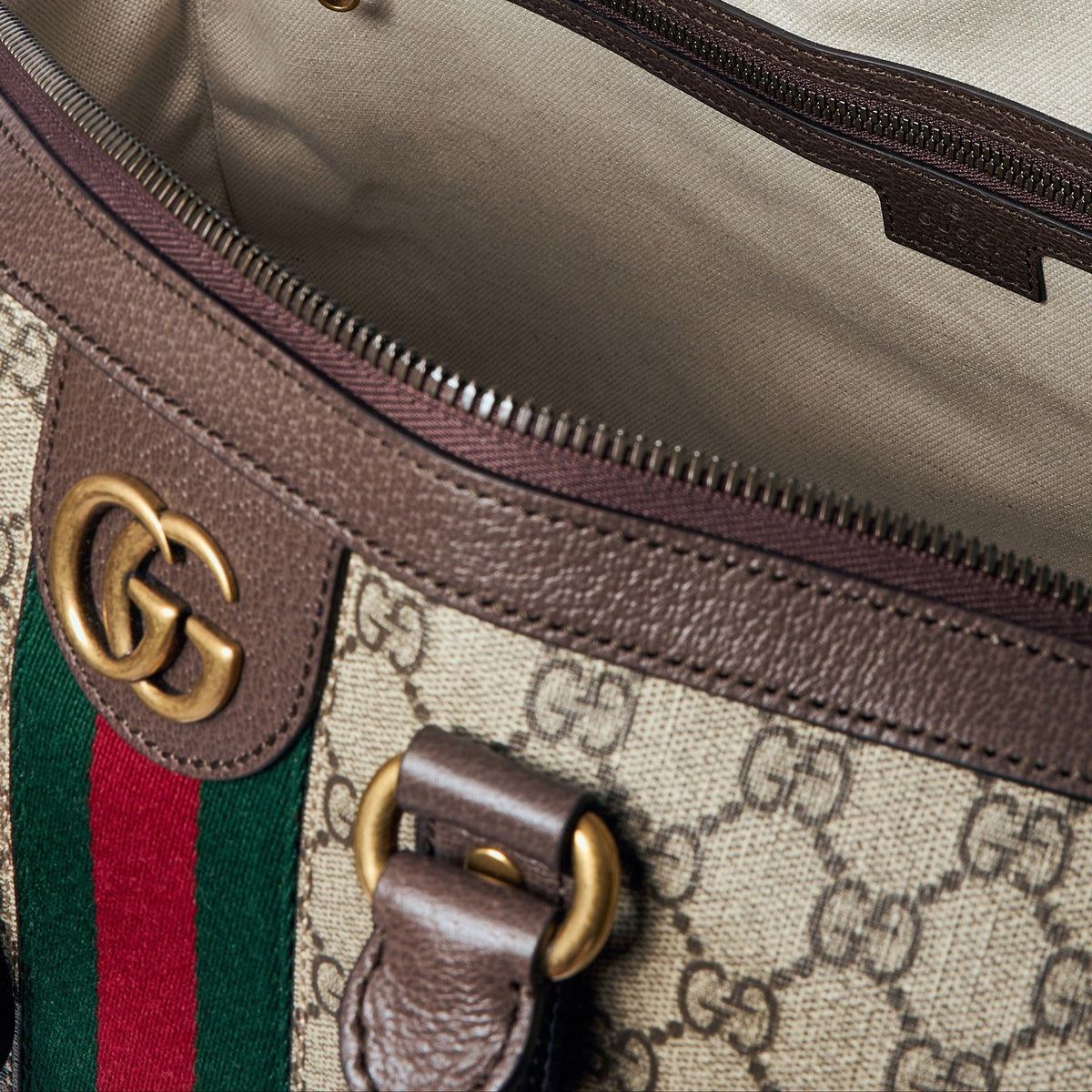 Gucci Savoy Medium Duffle Bag – Beige