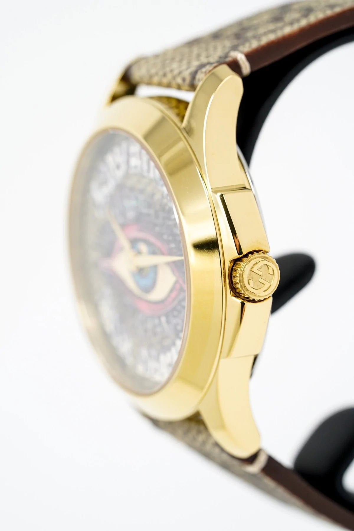  Shop Authentic Gucci G Timeless Eye Beige Dial Beige Leather Strap Watch For Men - YA1264022 - Luxxuri