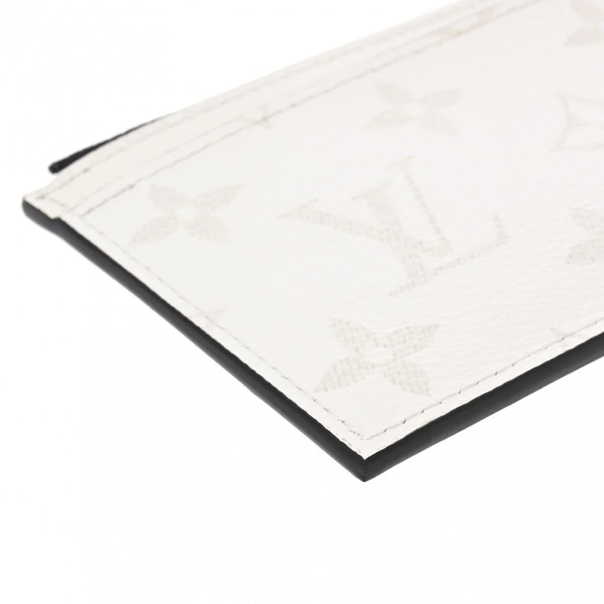 Louis Vuitton Taigarama Coin Card Holder Wallet - White
