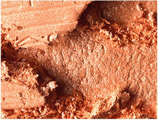 MAC Extra Dimension Skinfinish Highlighter - Glow With It