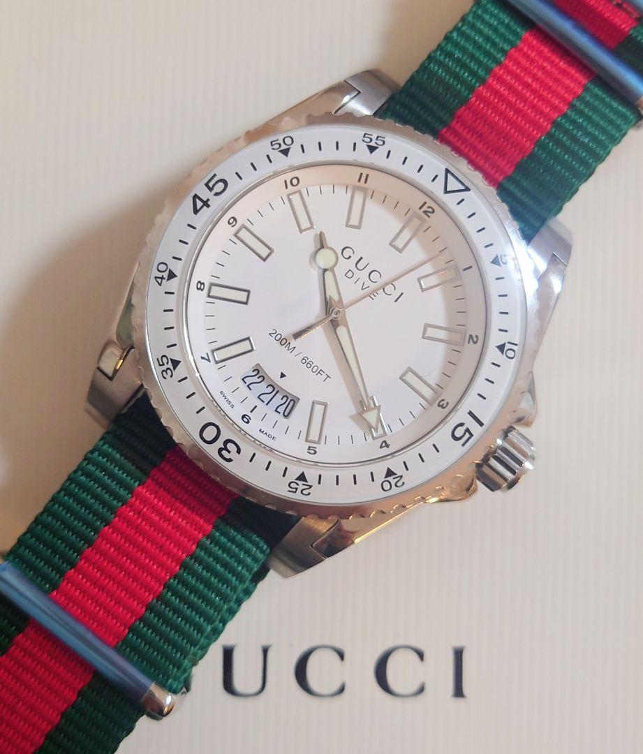  Shop Authentic Gucci Dive White Dial Red & Green Nylon Strap Watch For Men - YA136207 - Luxxuri