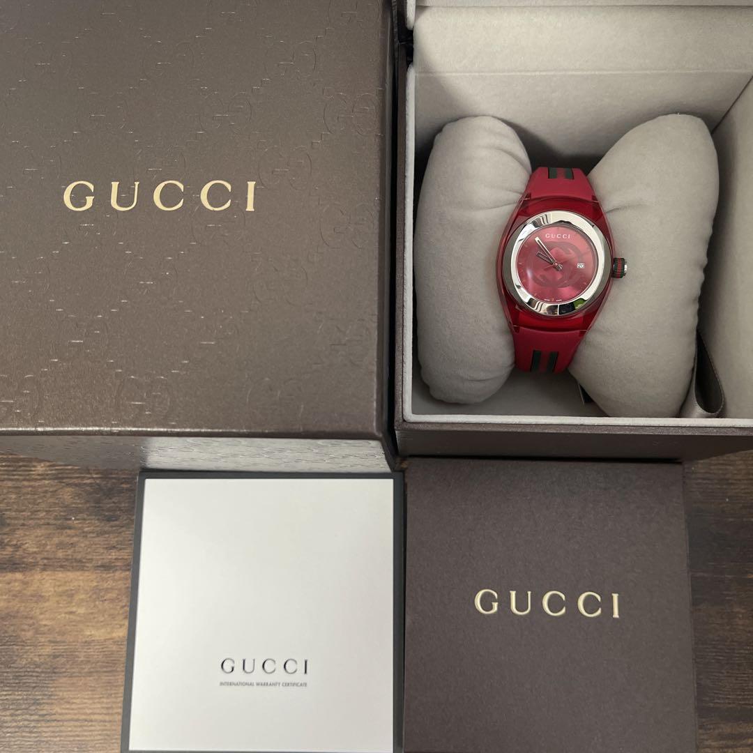 Gucci Sync Quartz Red Dial Red Rubber Strap Watch For Women - YA137303