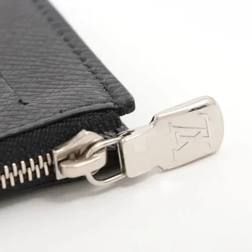 Louis Vuitton Taigarama Card Holder - Black