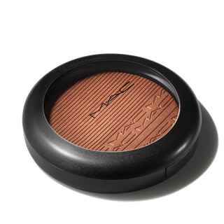 MAC Extra Dimension Skinfinish Highlighter - Glow With It