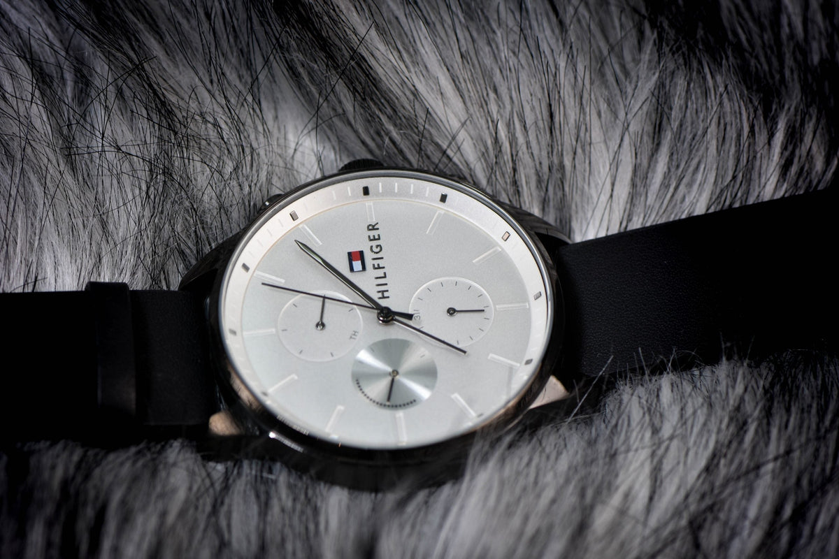 Tommy Hilfiger Lexor Silver Dial Black Leather Strap Watch For Men - 1791489