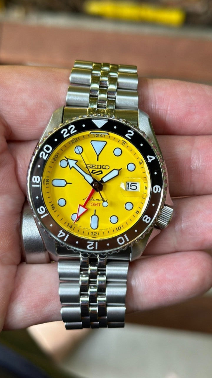 Seiko 5 Sport SKX GMT US Special Creation Automatic Yellow Dial Silver Steel Strap Watch for Men - SSK017K1