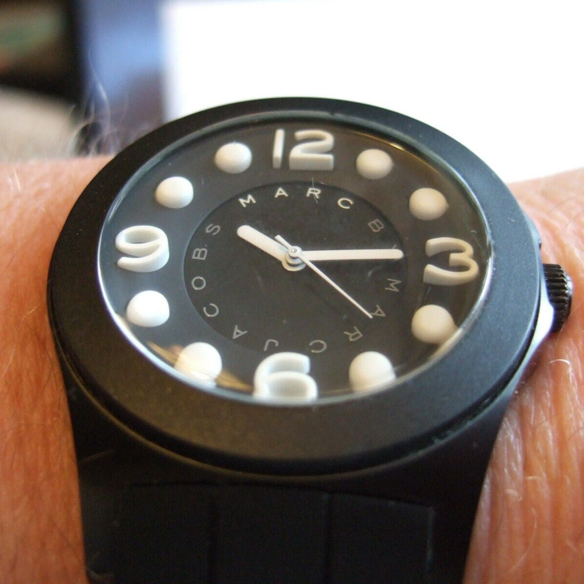 Marc Jacobs Pelly Black Dial Black Silicone Strap Watch for Women - MBM2516