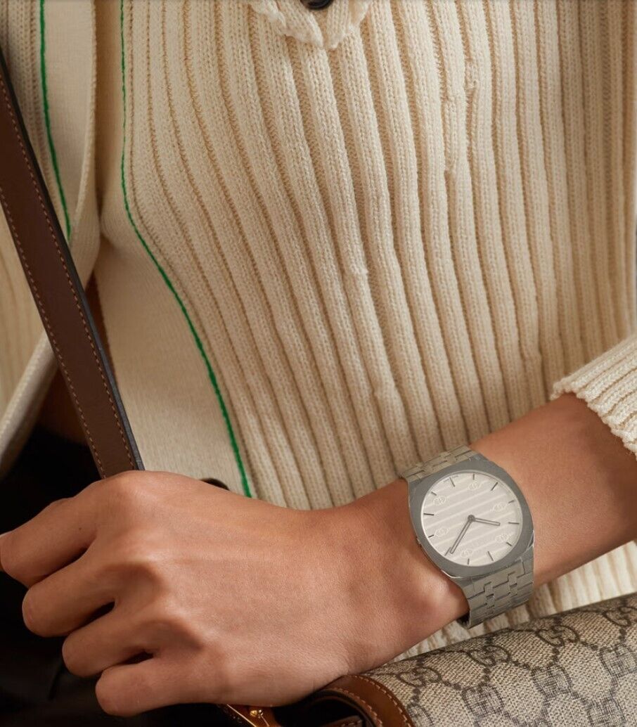 Gucci 25H Quartz Silver Dial Silver Steel Strap Watch For Women - YA163402