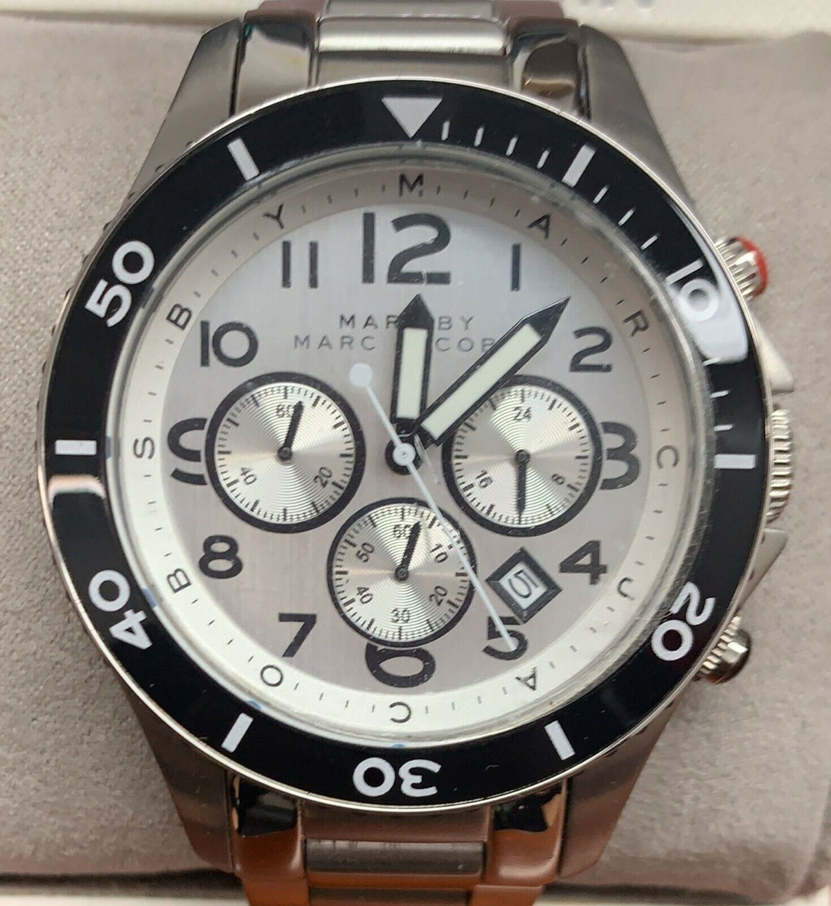Marc Jacobs Rock Chronograph White Dial Silver Steel Strap Watch for Men - MBM5027