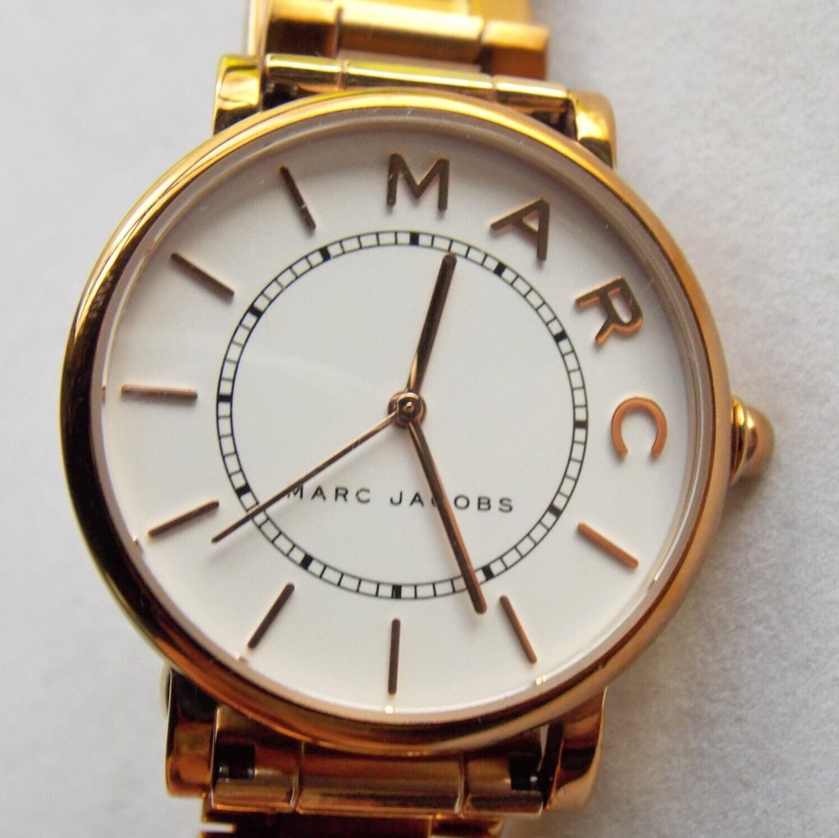 Marc Jacobs Roxy White Dial Rose Gold Steel Strap Watch for Women - MJ3523