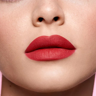 Huda Beauty 2.0 Automatic Matte Lip Pencil - Universal Red