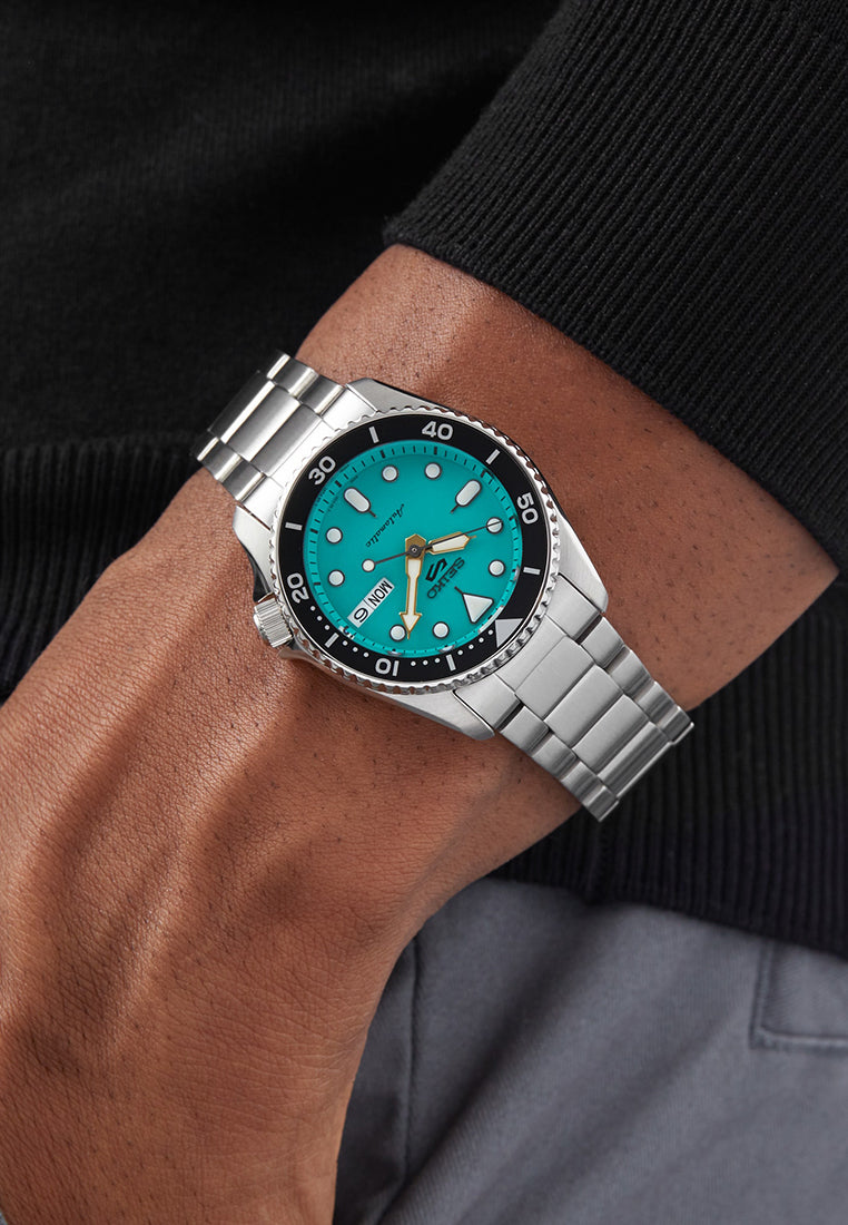 Seiko 5 Sports SKX Midi Automatic Teal Dial Silver Steel Strap Watch For Men - SRPK33K1