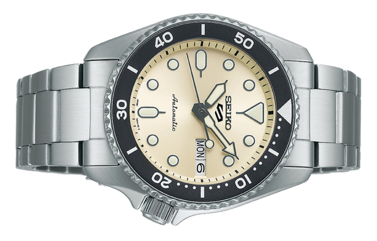Seiko 5 Sports SKX Automatic Cream Dial Silver Steel Strap Watch For Men - SRPK31K1